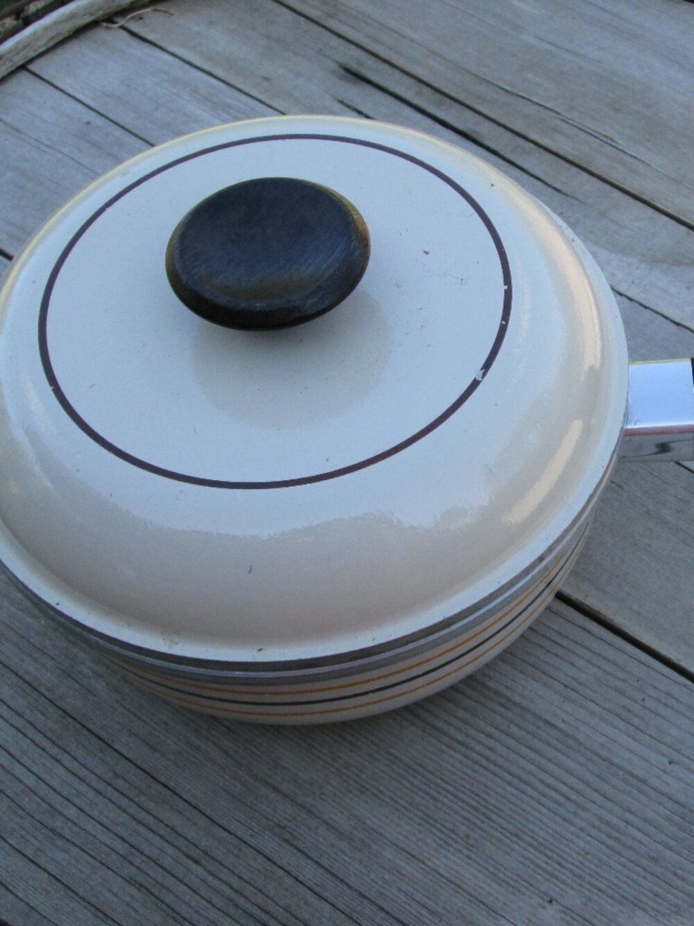 vtg amond brown boho striped heavy cast pot and lid Regal earthy colors